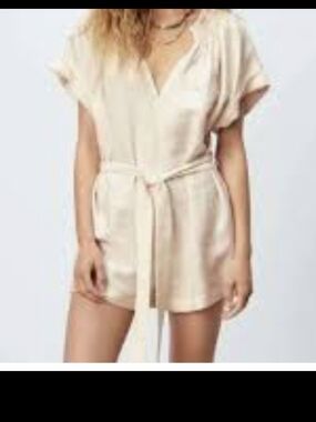Zara Cream Tie-Waist Short Romper
